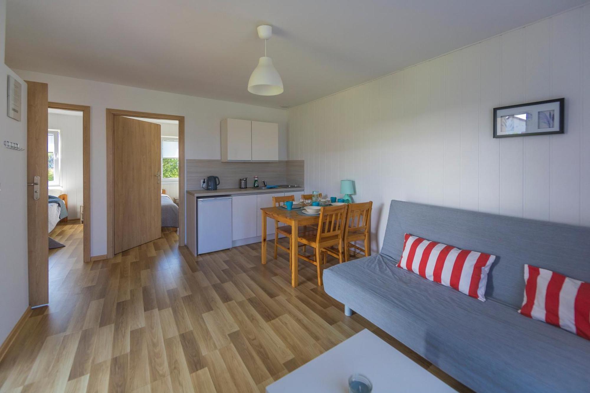 Bursztyn II Domki Apartamenty Pokoje W Sarbinowie Blisko Morza Sarbinowo Exterior foto