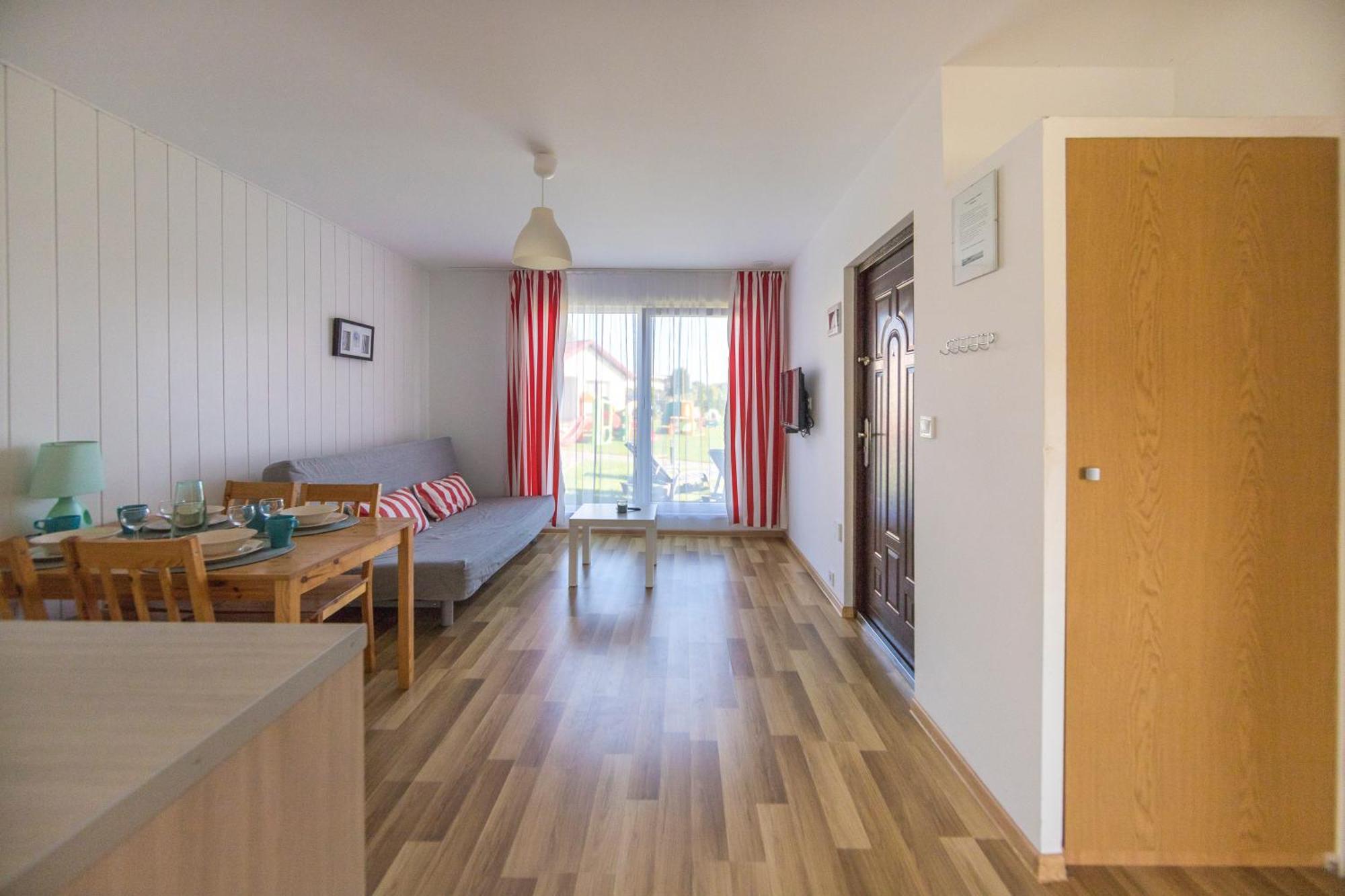 Bursztyn II Domki Apartamenty Pokoje W Sarbinowie Blisko Morza Sarbinowo Exterior foto