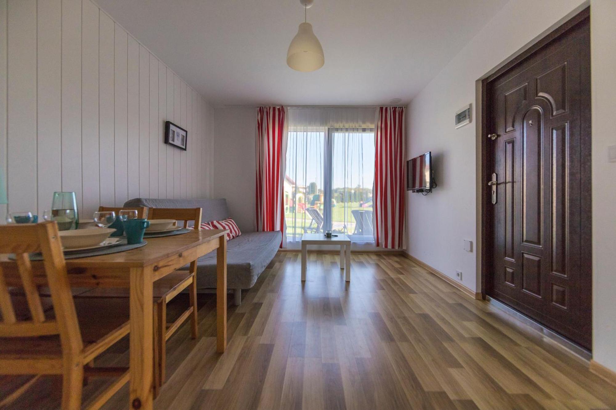 Bursztyn II Domki Apartamenty Pokoje W Sarbinowie Blisko Morza Sarbinowo Exterior foto