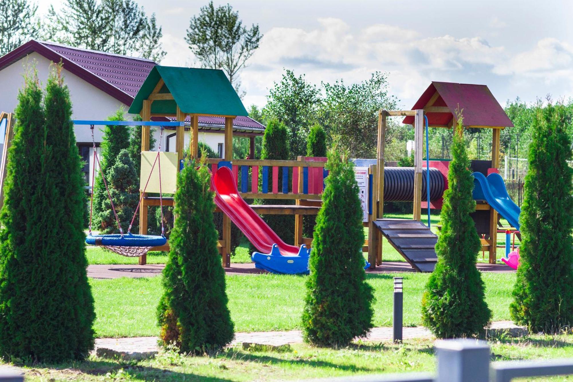 Bursztyn II Domki Apartamenty Pokoje W Sarbinowie Blisko Morza Sarbinowo Exterior foto