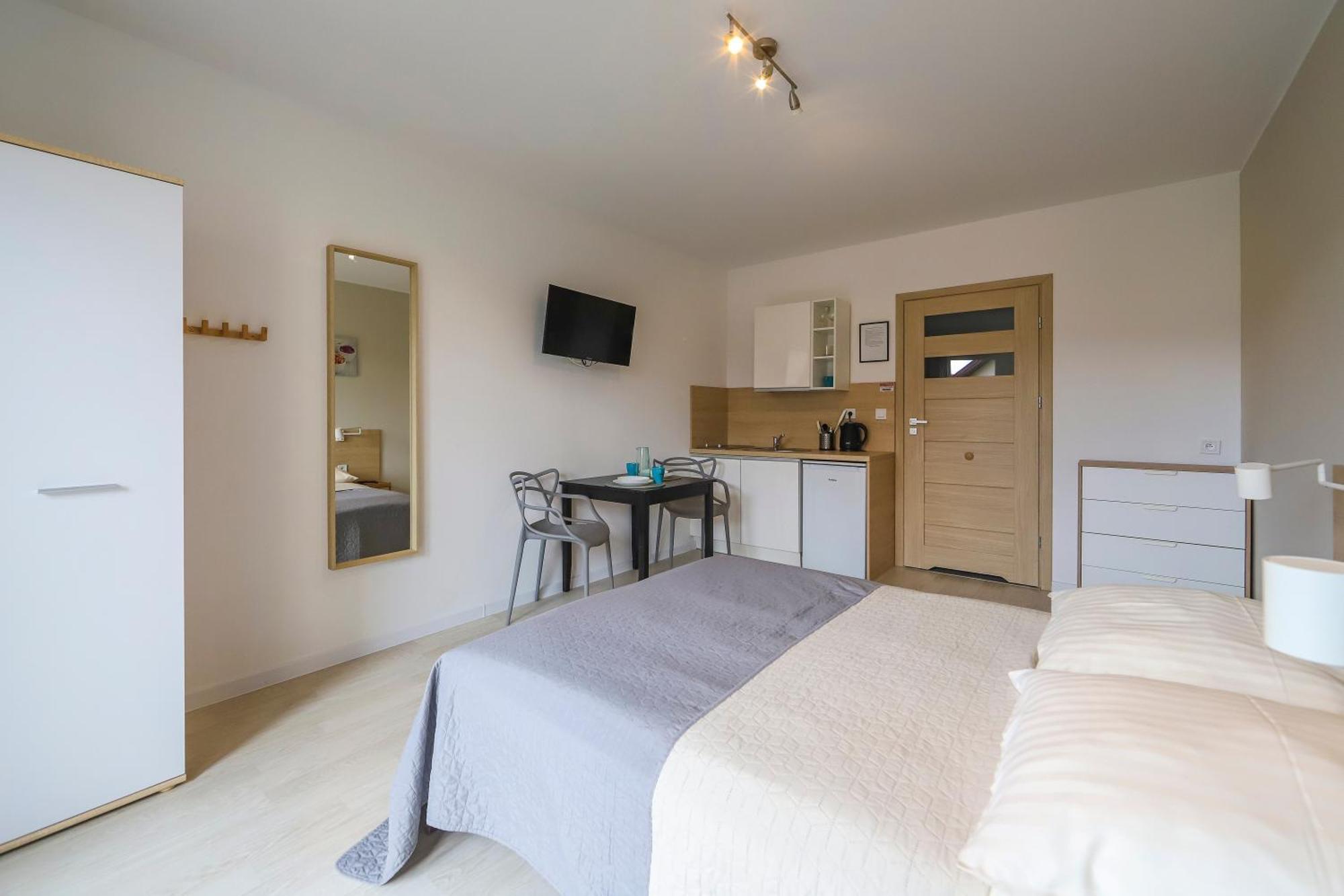 Bursztyn II Domki Apartamenty Pokoje W Sarbinowie Blisko Morza Sarbinowo Exterior foto