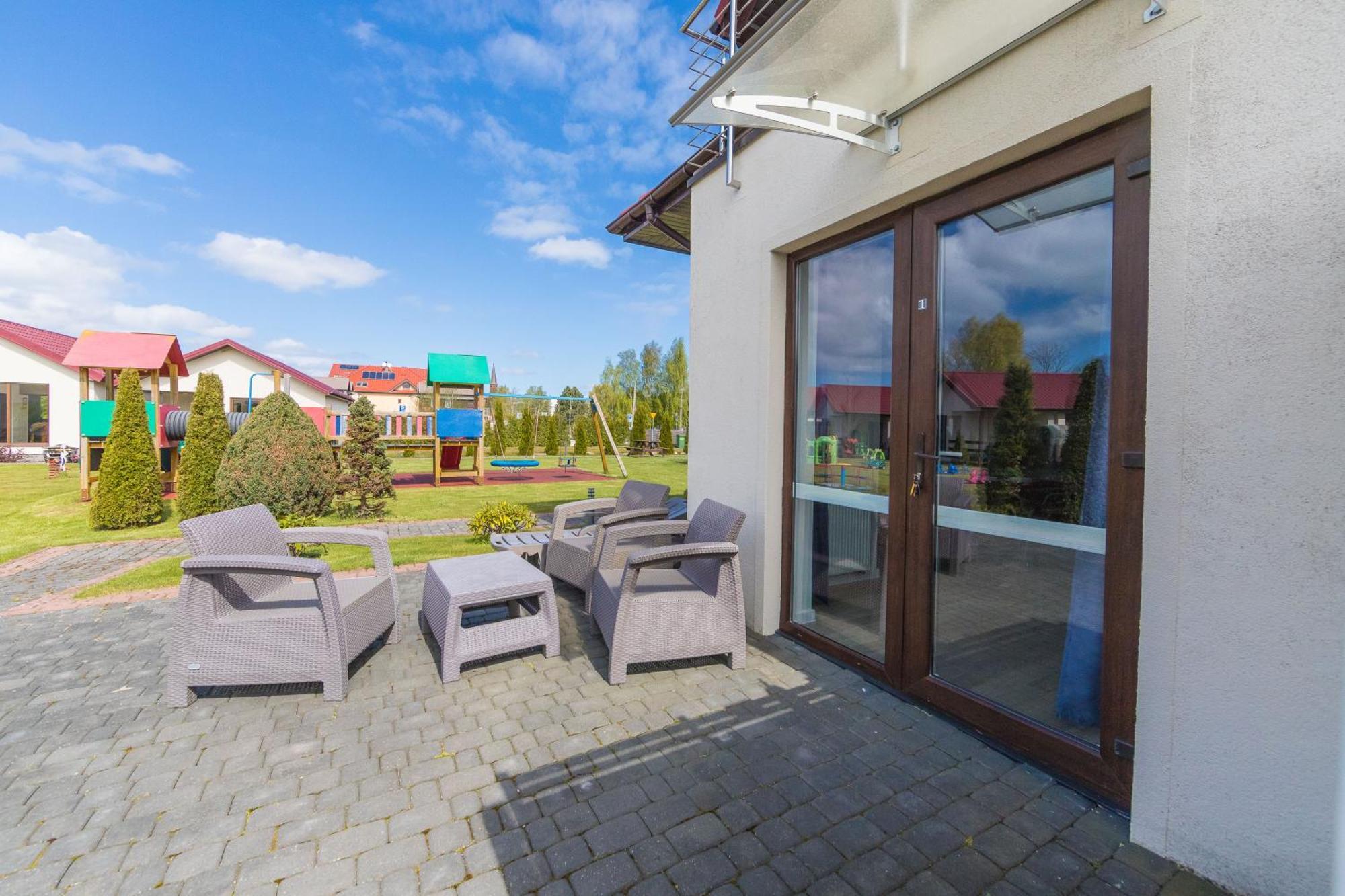 Bursztyn II Domki Apartamenty Pokoje W Sarbinowie Blisko Morza Sarbinowo Exterior foto