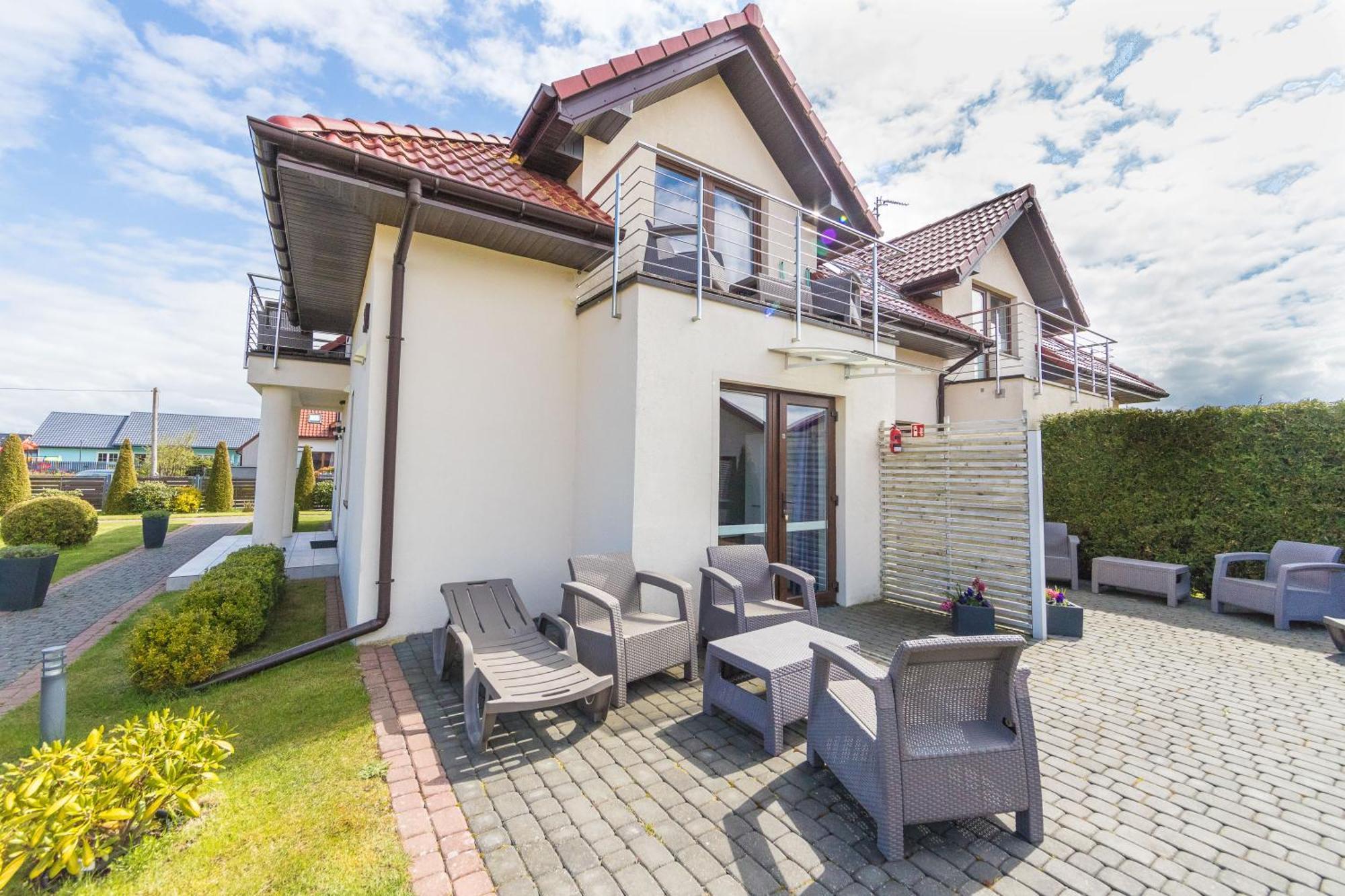 Bursztyn II Domki Apartamenty Pokoje W Sarbinowie Blisko Morza Sarbinowo Exterior foto