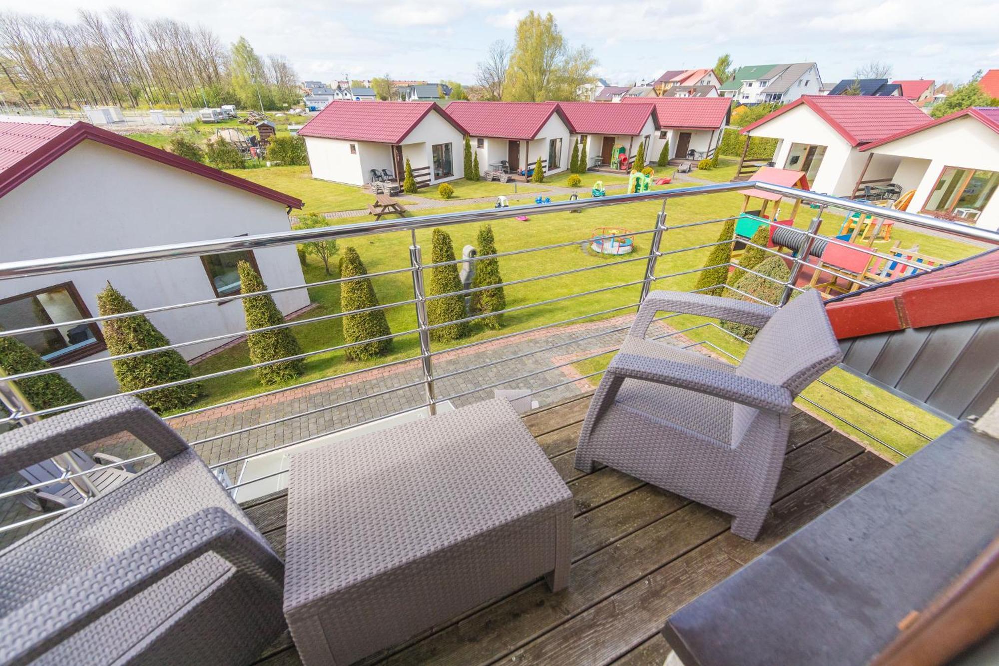 Bursztyn II Domki Apartamenty Pokoje W Sarbinowie Blisko Morza Sarbinowo Exterior foto