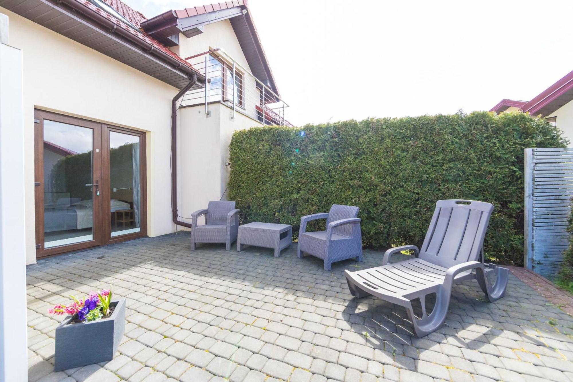 Bursztyn II Domki Apartamenty Pokoje W Sarbinowie Blisko Morza Sarbinowo Exterior foto