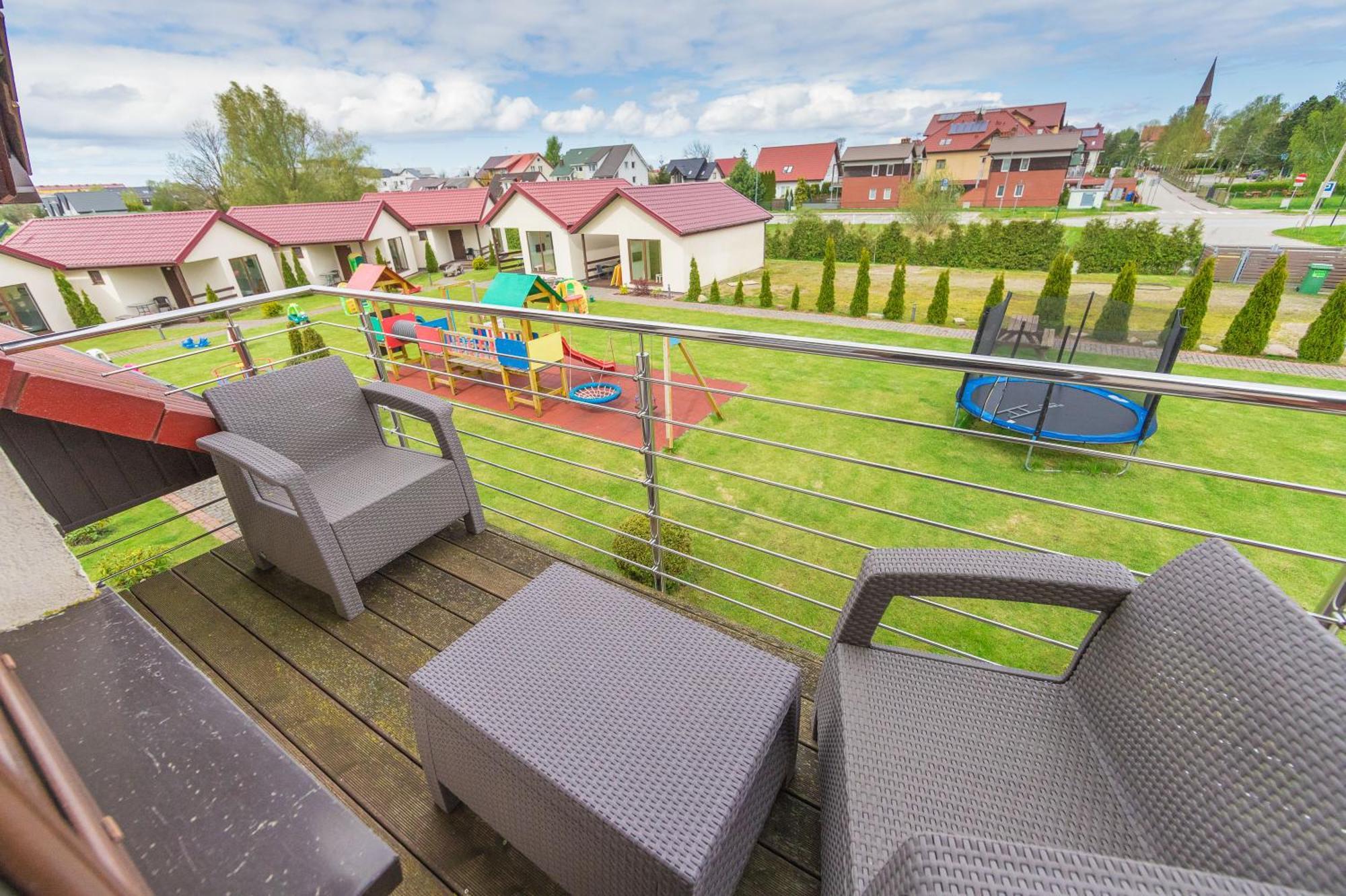 Bursztyn II Domki Apartamenty Pokoje W Sarbinowie Blisko Morza Sarbinowo Exterior foto